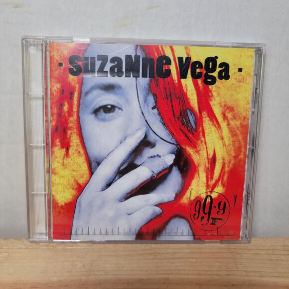 CD Suzanne Vega - 99.9F - Picture 1 of 4